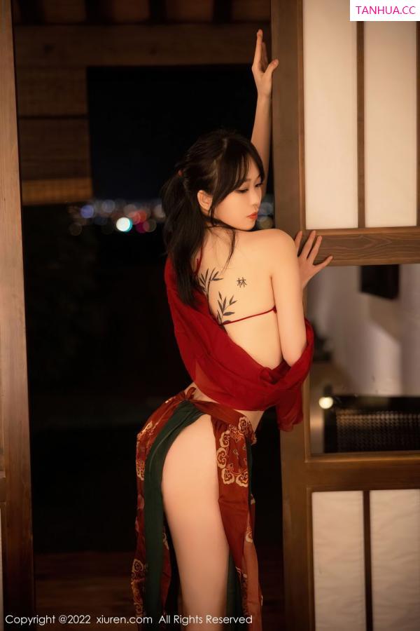 小奶瓶呜呜  [XiuRen]高清写真图 2022.08.25 No.5527 奶瓶第45张图片